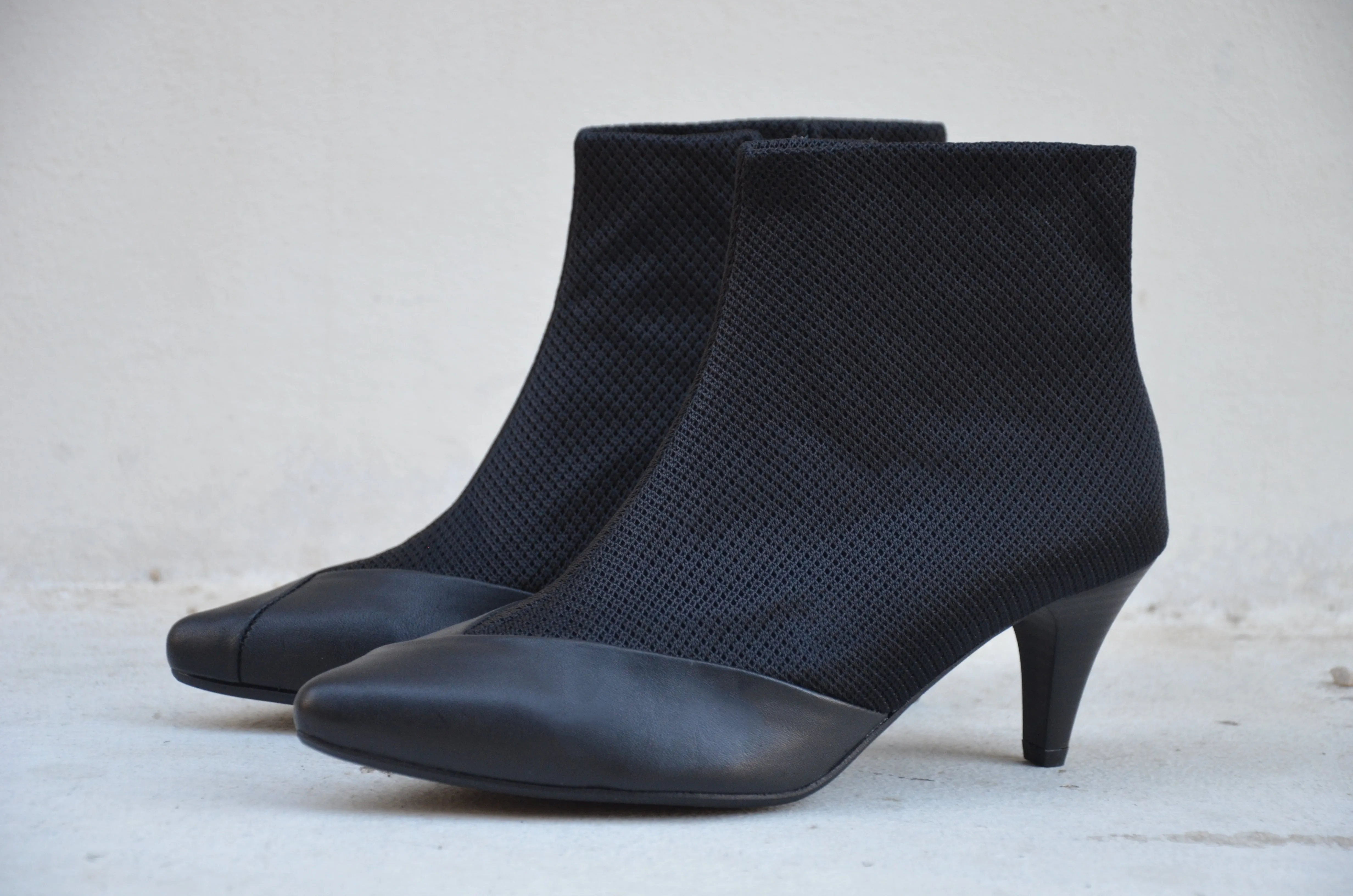 #16 SUPER BLACK MESH BOOTIES