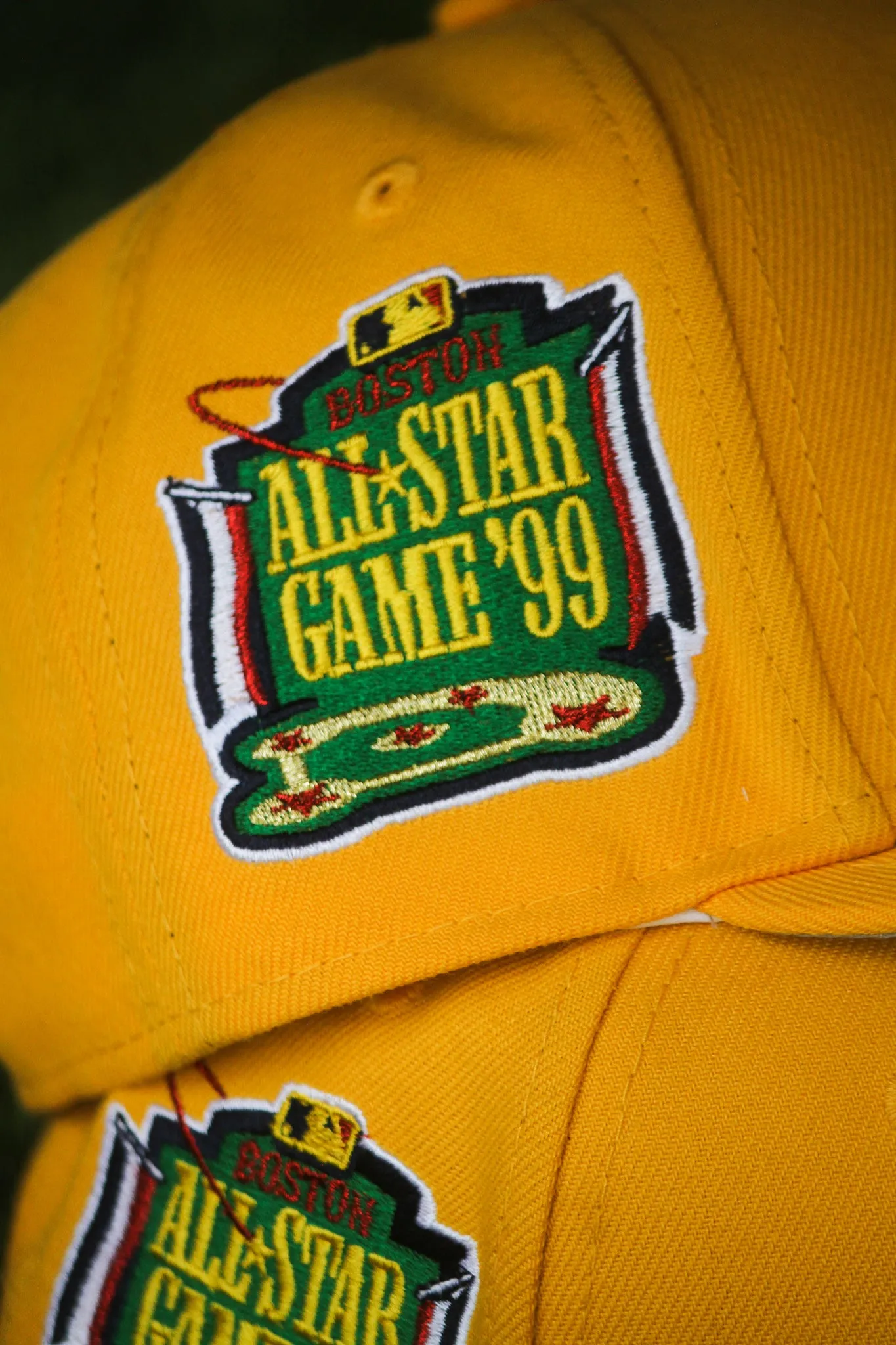 1999 BOSTON RED SOX A GOLD FITTED W/ GREY UNDER VISOR