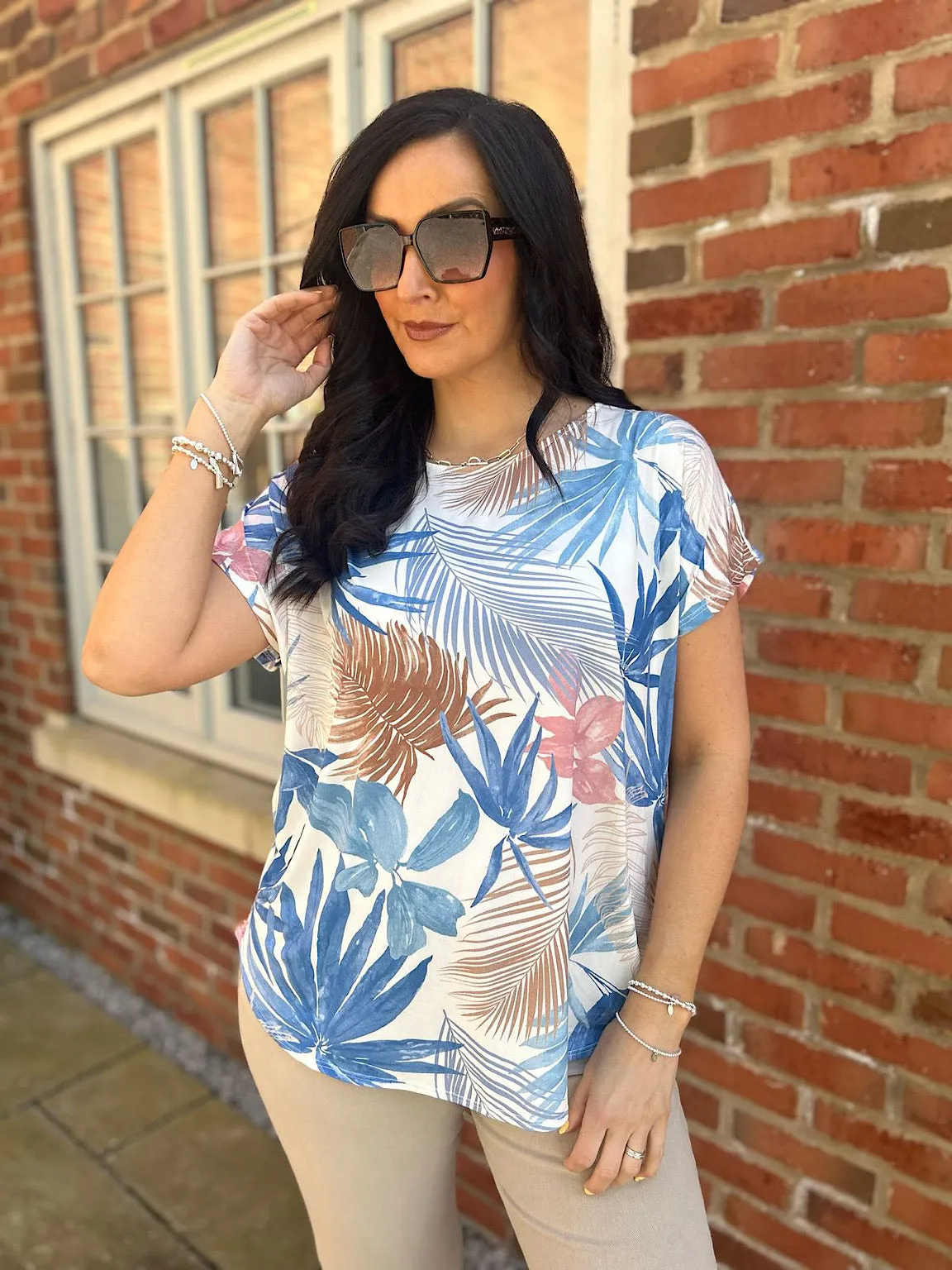 Blue Back Detail Leaf Top Kimmy
