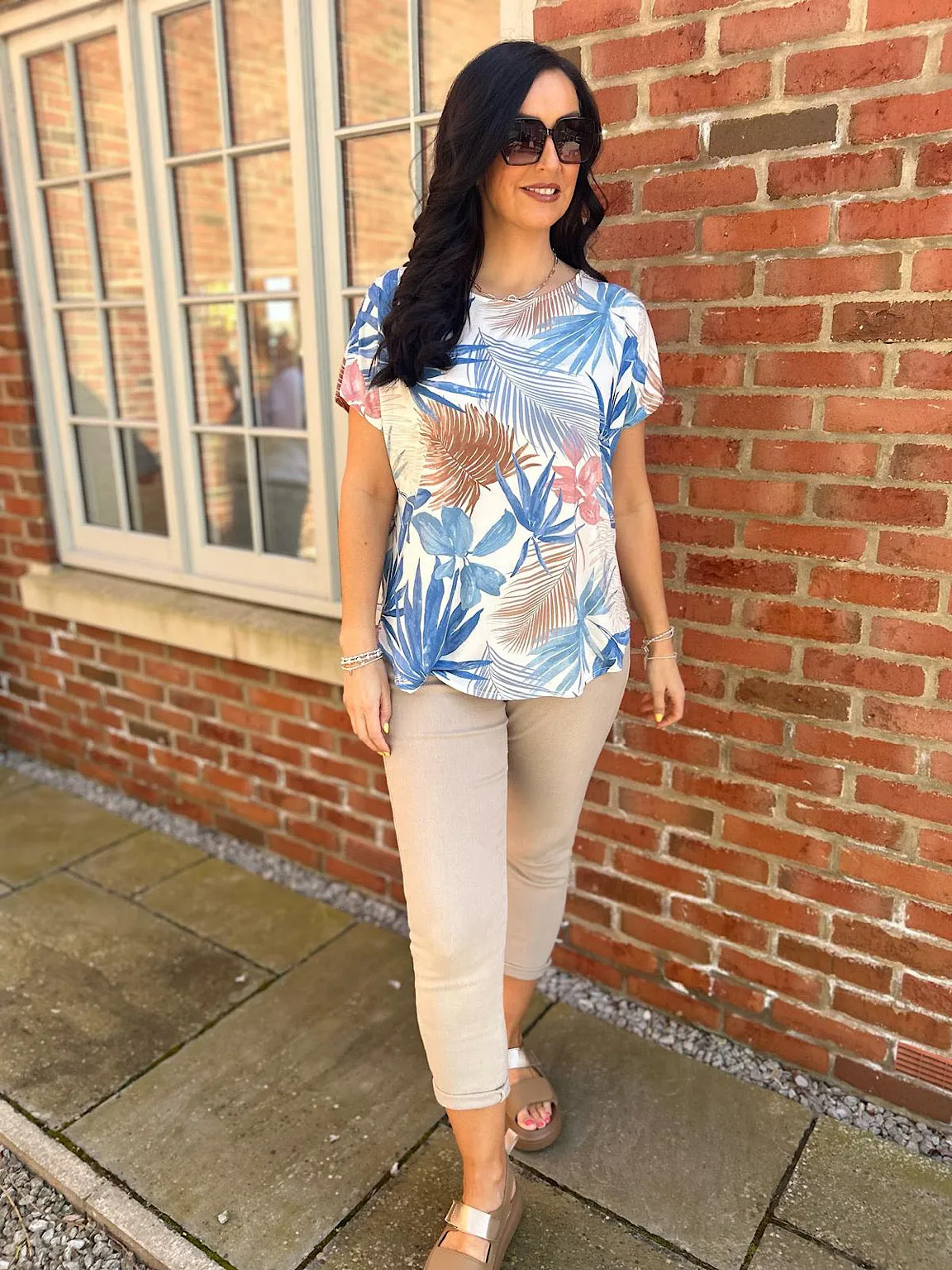 Blue Back Detail Leaf Top Kimmy