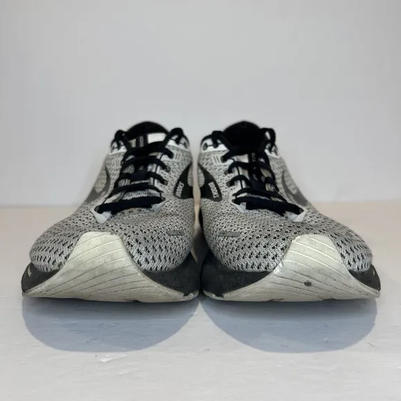 Brooks Adrenaline GTS 22 Men's 11 Grey White Black Shoe Running Trainer Comfort