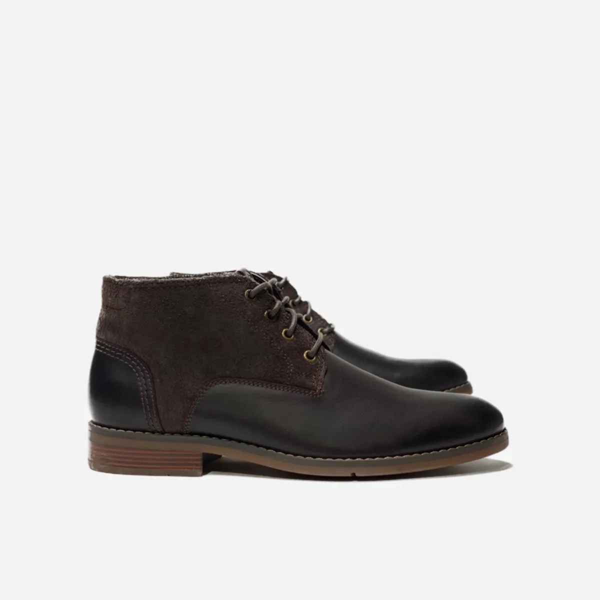 Colden Chukka Boots