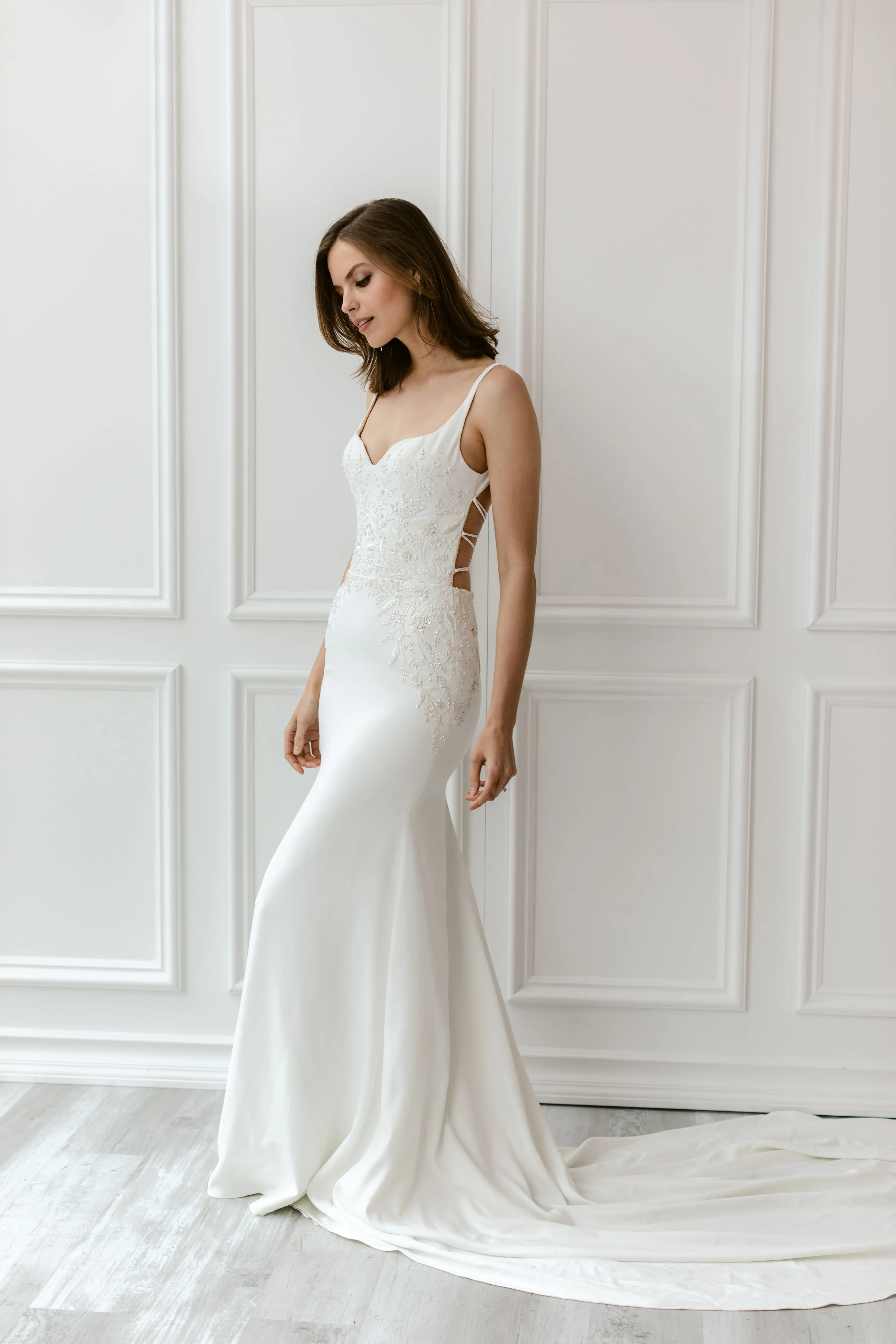 EF1055 - Eve (Wholesale)
