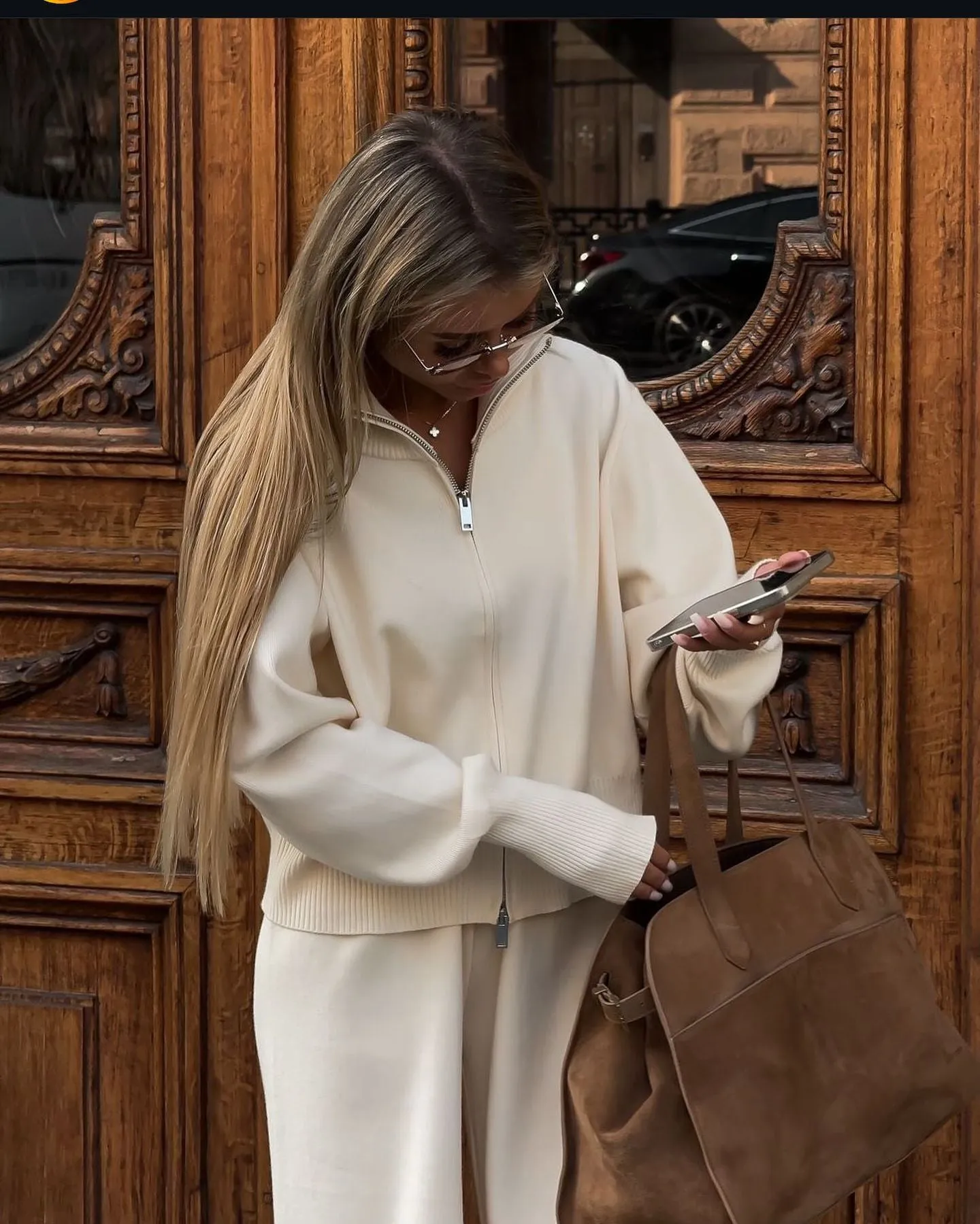 Effortlessly Stylish Zippered Top and Wide-Leg Pants Two-Piece Set