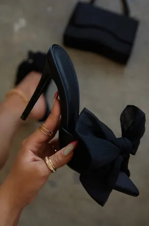 Elegant Bow Mule Heels (Black)