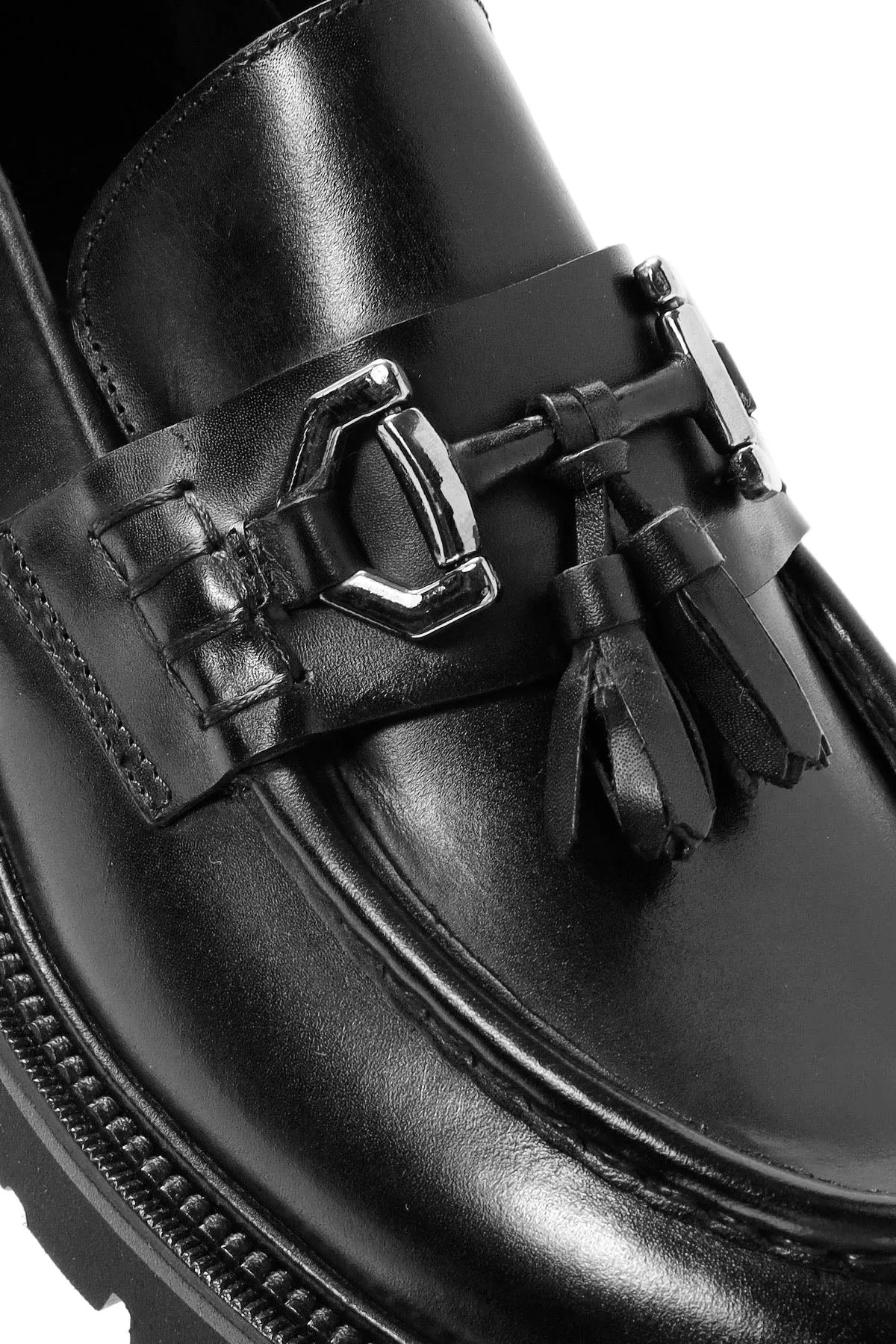 Erkek Siyah Püsküllü Deri Casual Loafer