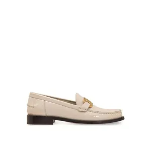 Ferragamo Elegant Leather Loafers for Women