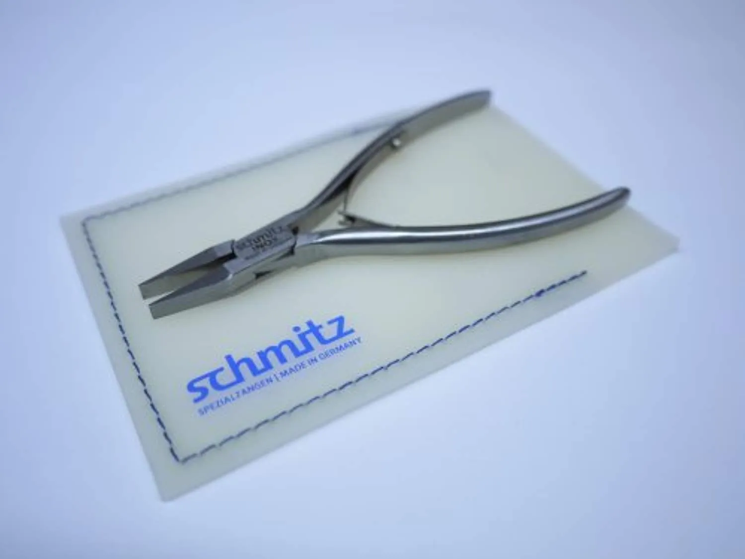 Flat Nose Pliers 4.3/4'' short, straight and smooth jaws INOX - Stainless steel 4221FP00-RF