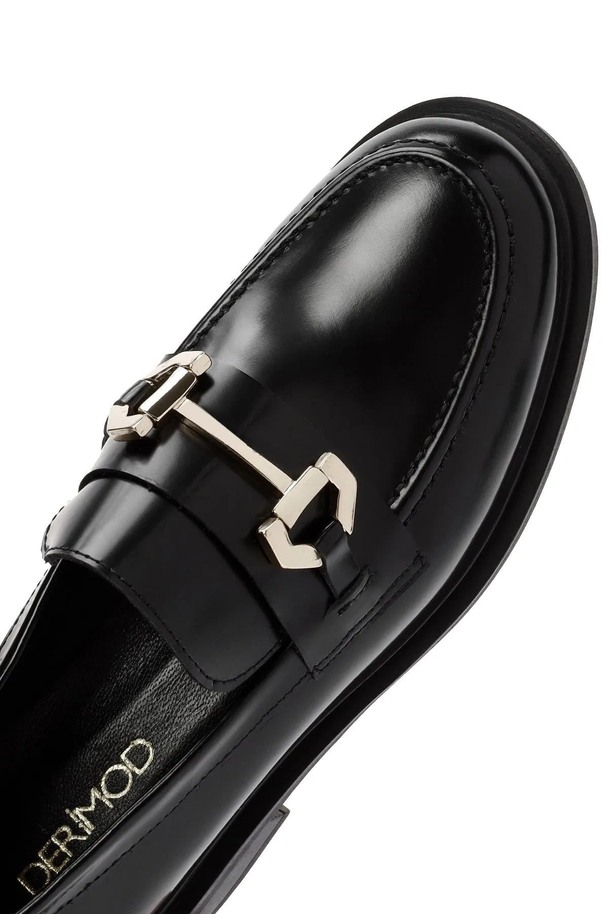 Kadın Siyah Toka Detaylı Deri Maskülen Loafer