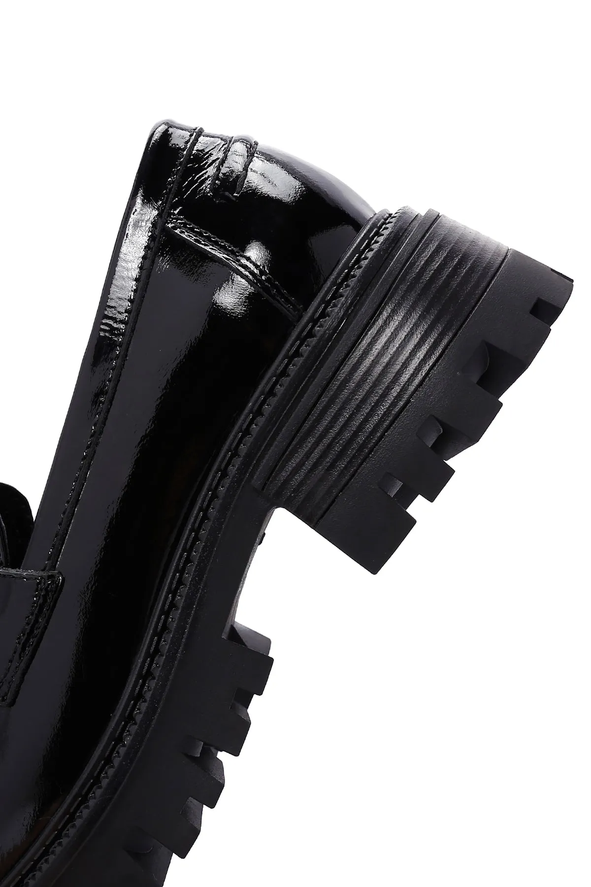 Kadın Siyah Toka Detaylı Deri Maskülen Loafer
