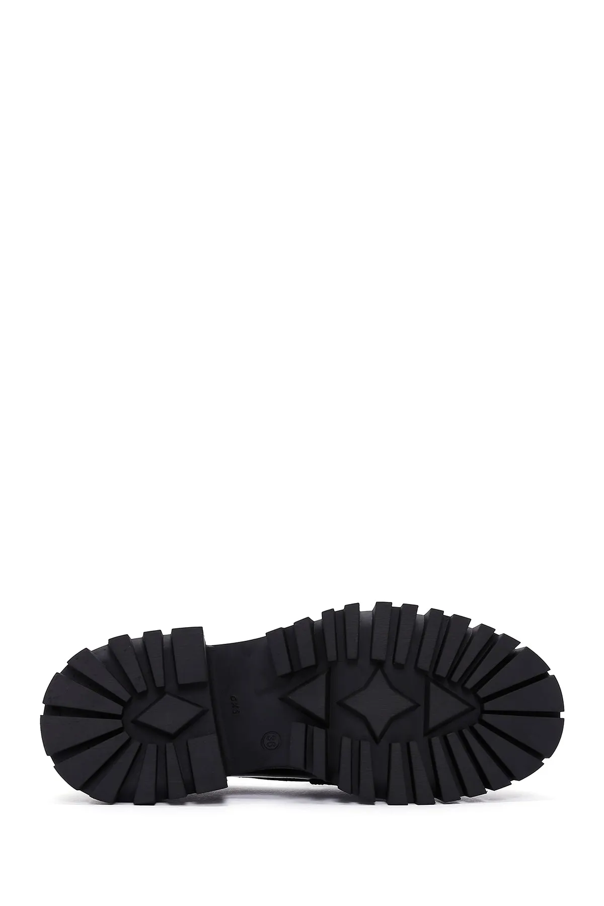 Kadın Siyah Toka Detaylı Deri Maskülen Loafer