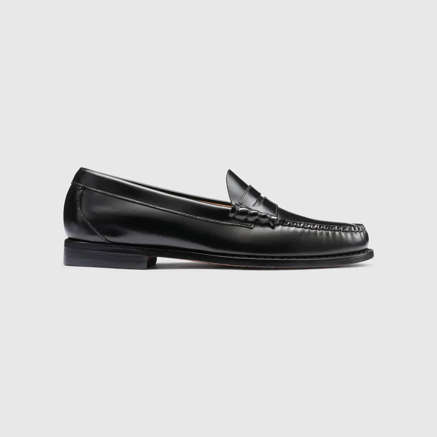 Larson Weejuns Loafer in Black