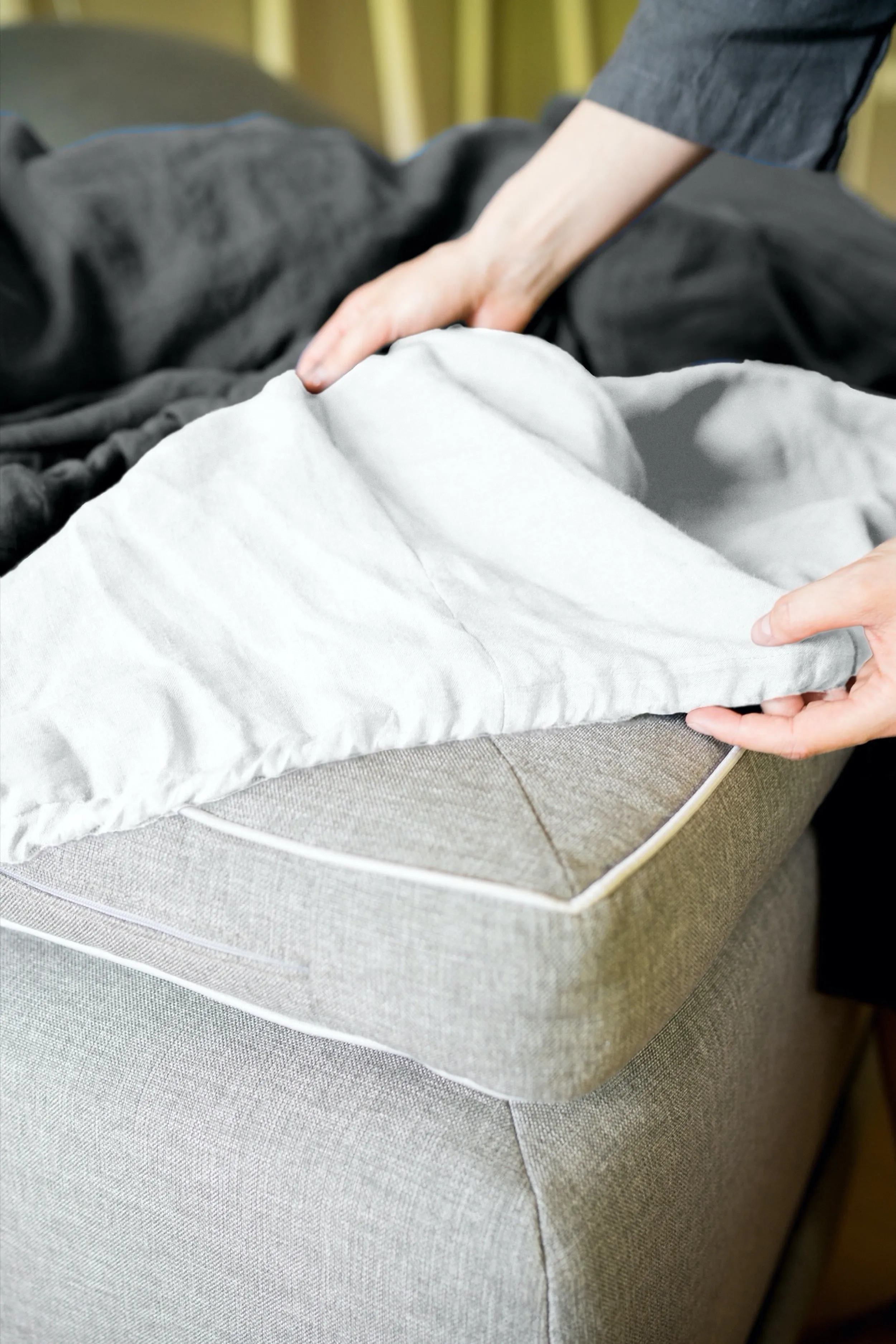 Linen fitted sheet - white