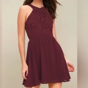 Lulus Lovers Game Lace Burgundy Dress Sz M - Excellent Condition
