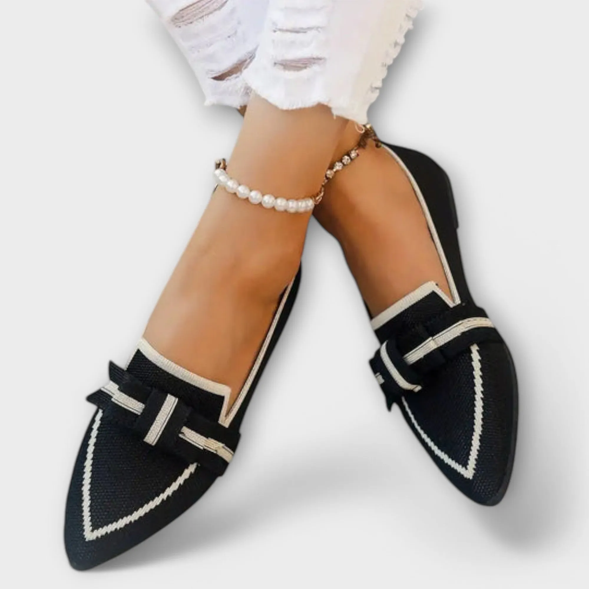 Maya - Flat Women's Shoes with Knot Design
