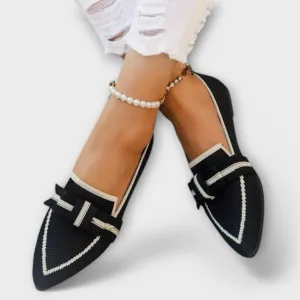 Maya - Flat Women's Shoes with Knot Design