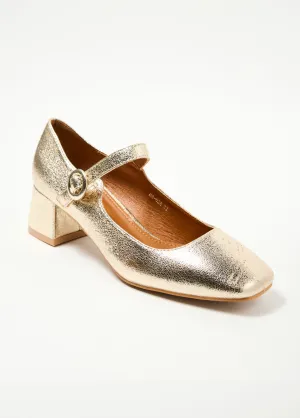 Metallic pumps with baby-style heels