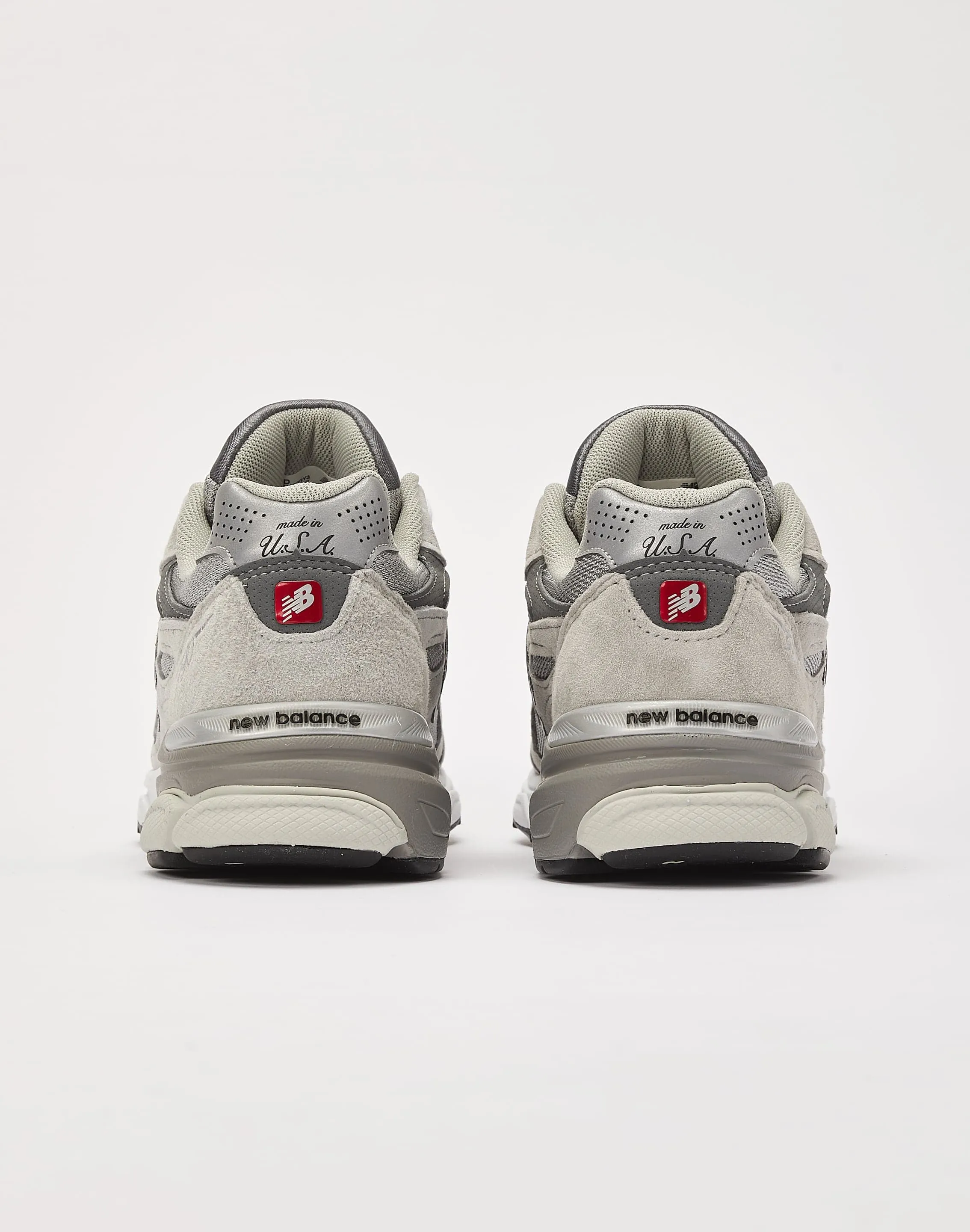 New Balance 990v3