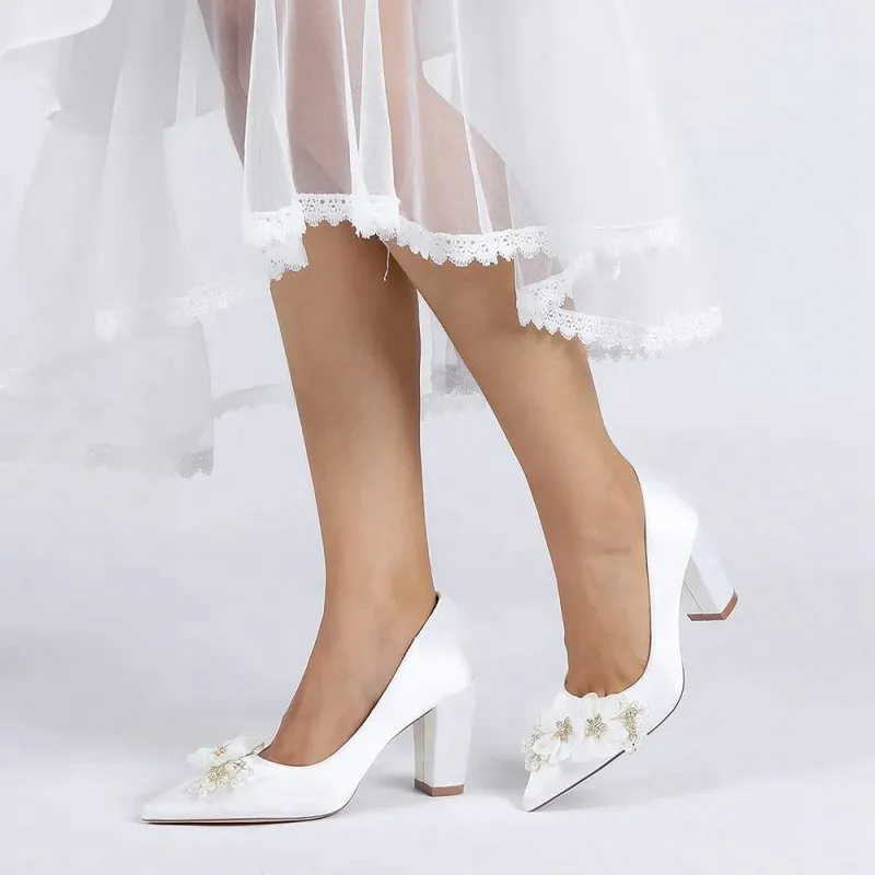 Pointed Toe Rhinestone Chunky Heels with Flower
