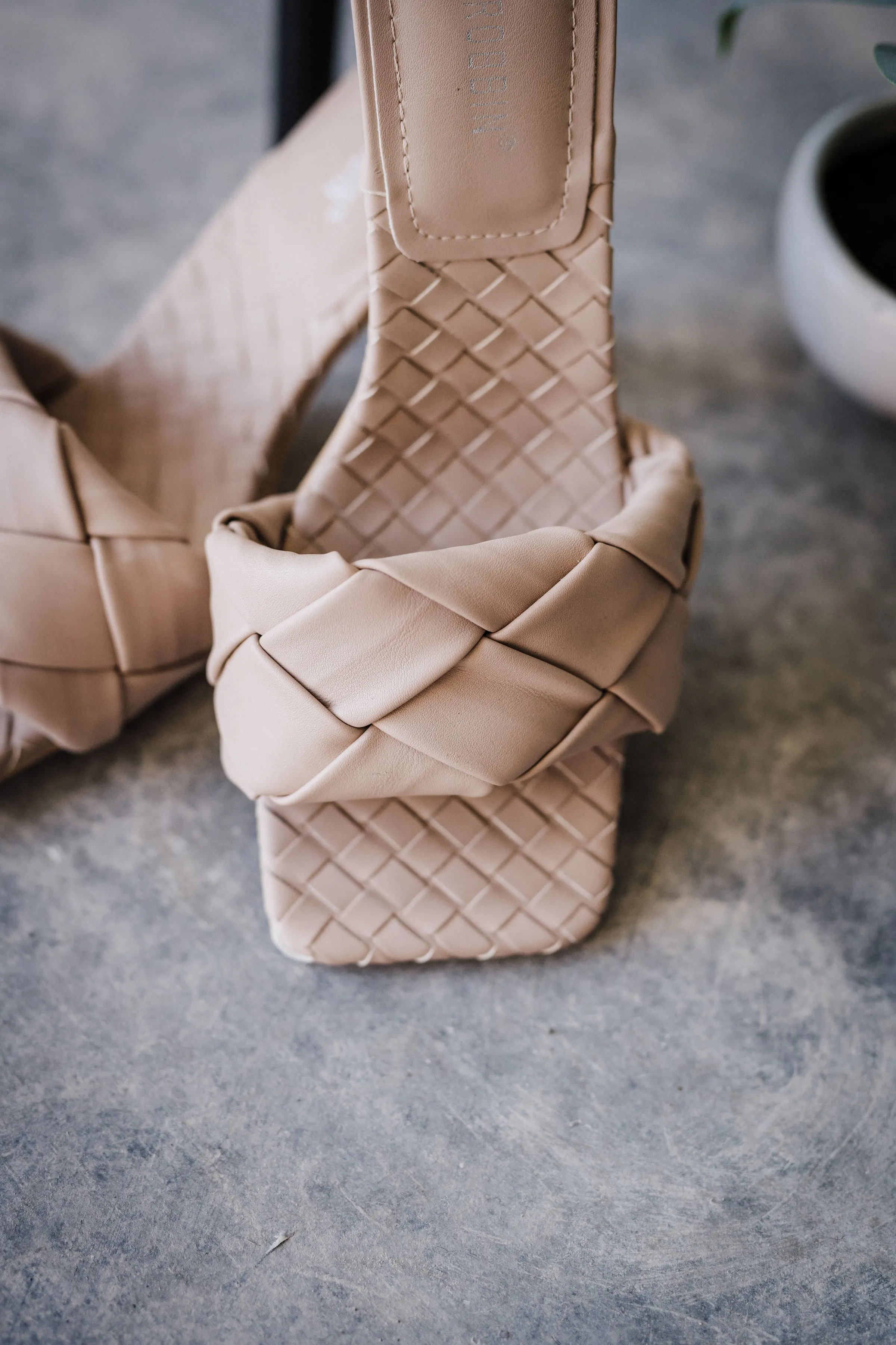 Wave It Nude Heels