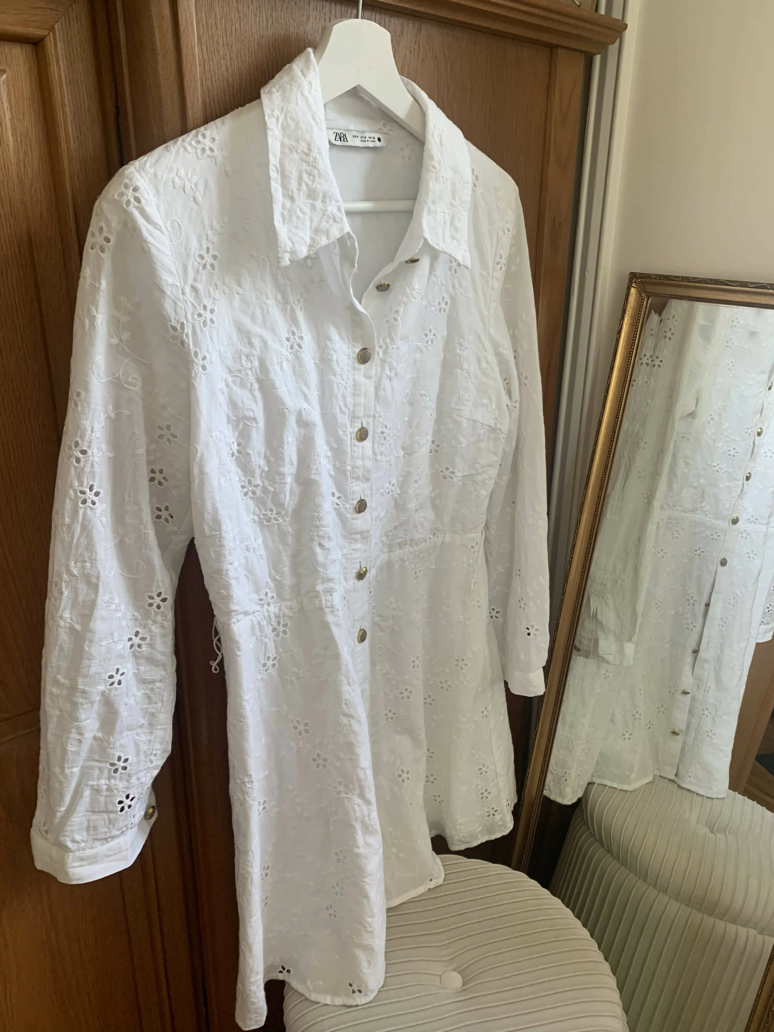 *weisses Kleid mit Blumenmuster, Gr.38/M*